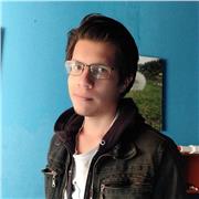 Guitarrista con 5 años de experiencia da clases a buen precio